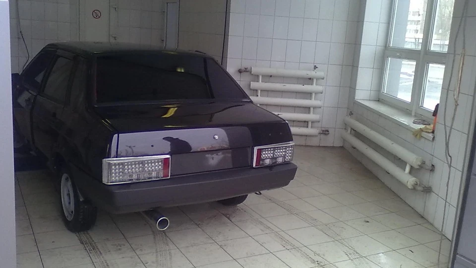 Lada 21099 2