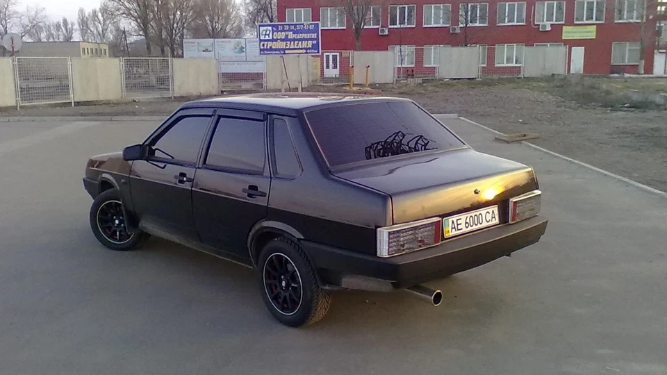 Lada 21099 5