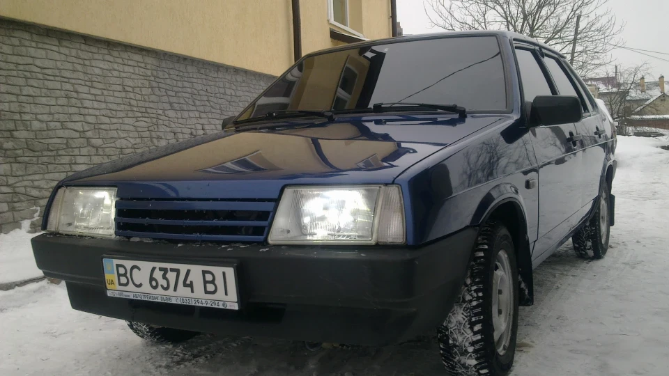 Lada 21099 2