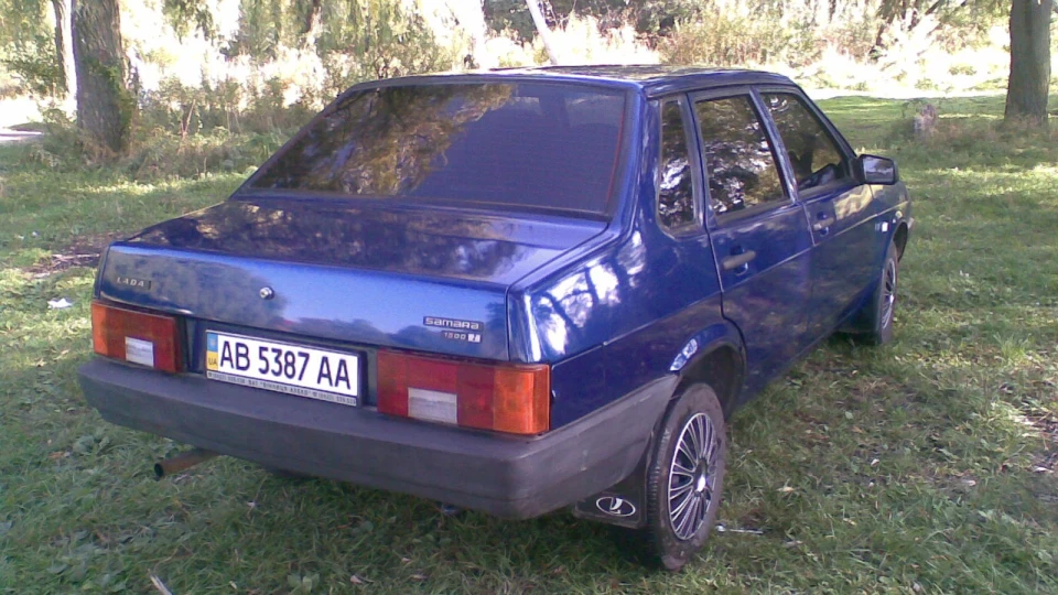 Lada 21099