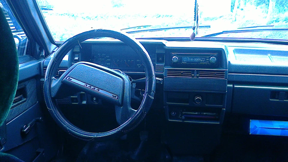 Lada 21099 3