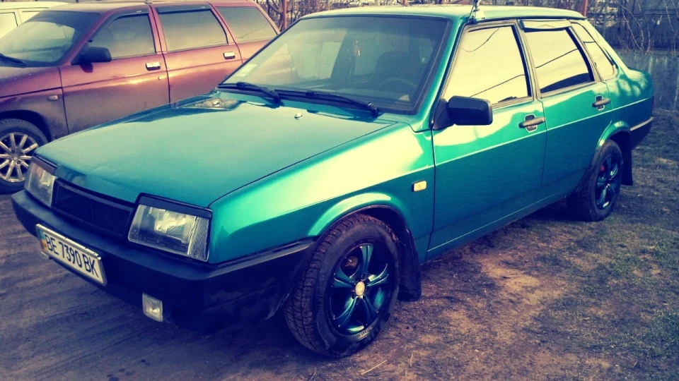 Lada 21099 5