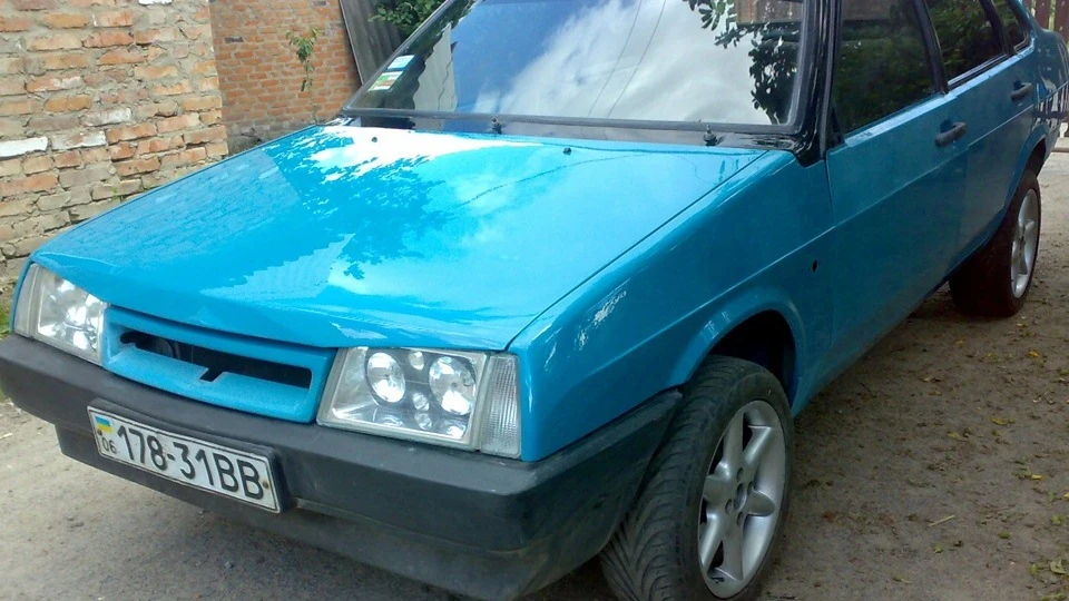 Lada 21099 3