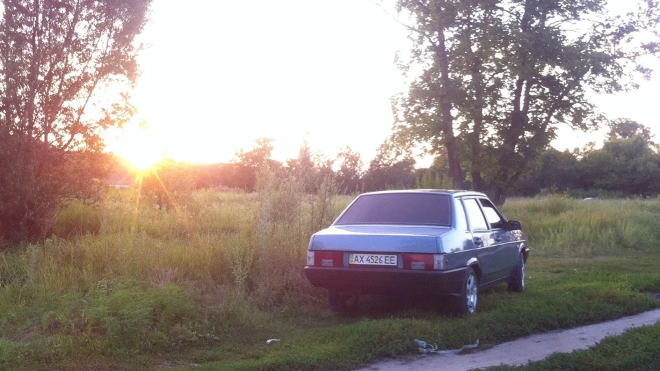 Lada 21099 2
