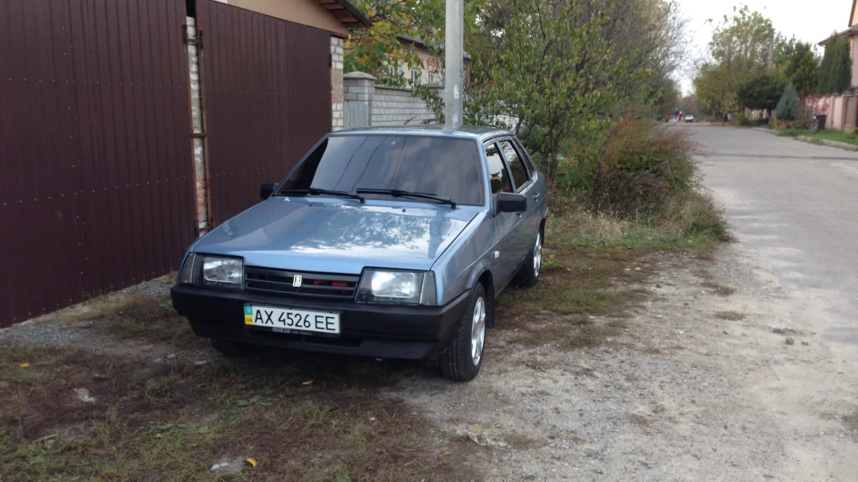 Lada 21099 5