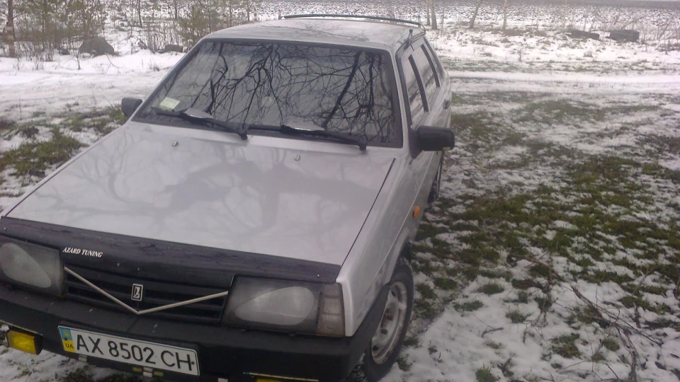 Lada 21099 2