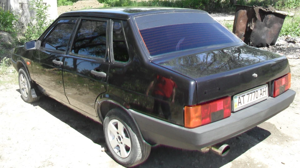 Lada 21099 3