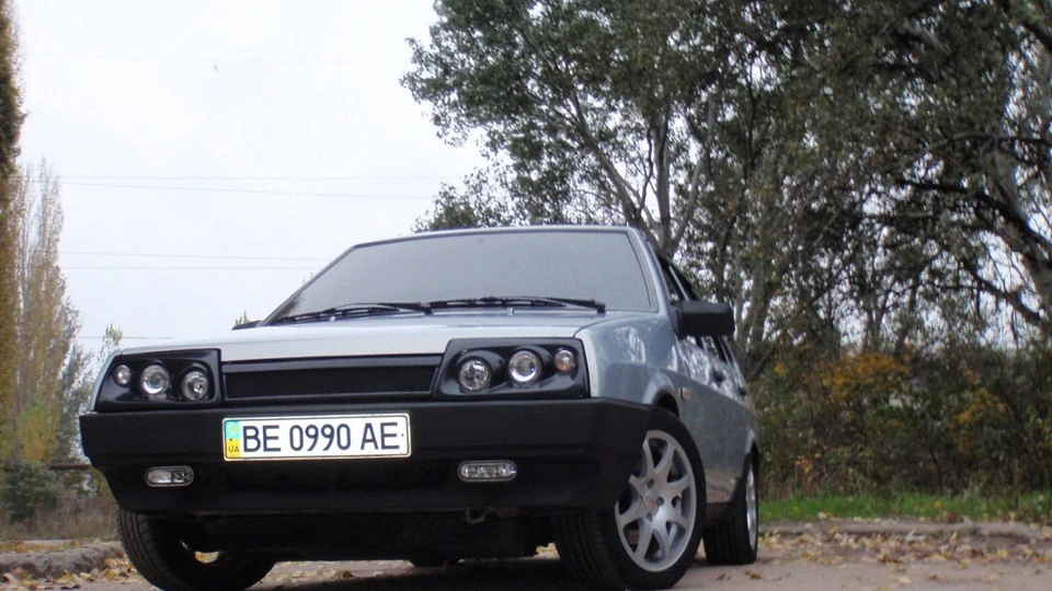 Lada 21099 2