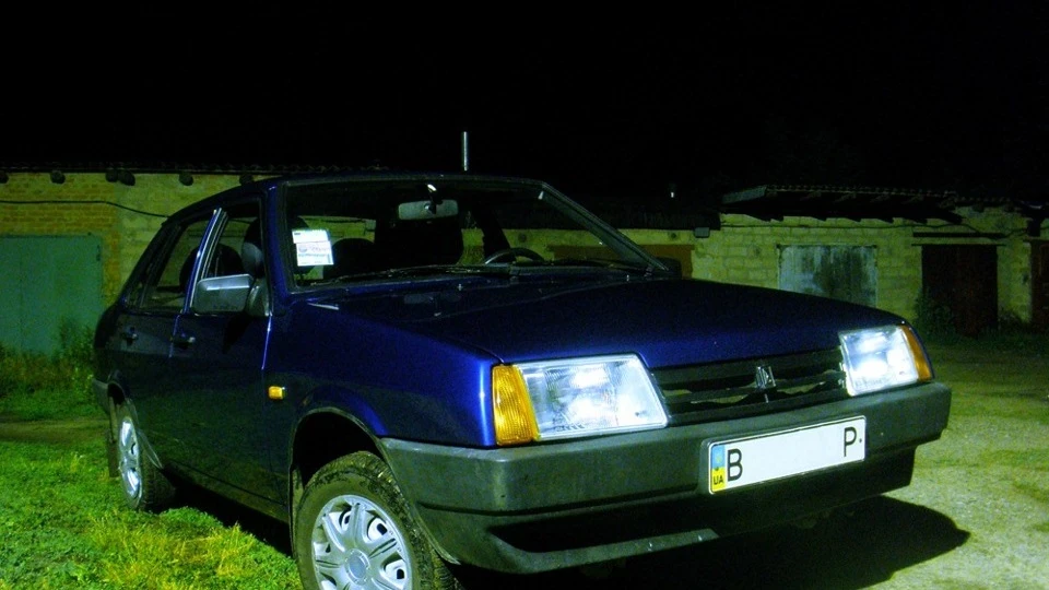 Lada 21099 2