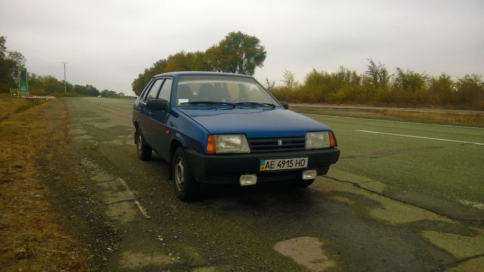 Lada 21099