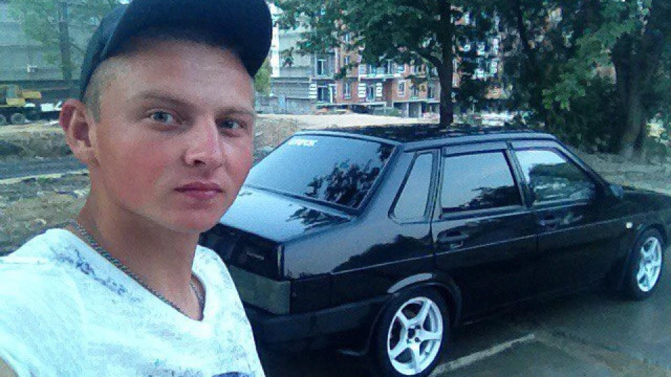 Lada 21099 2
