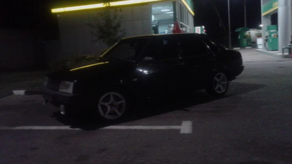 Lada 21099 3
