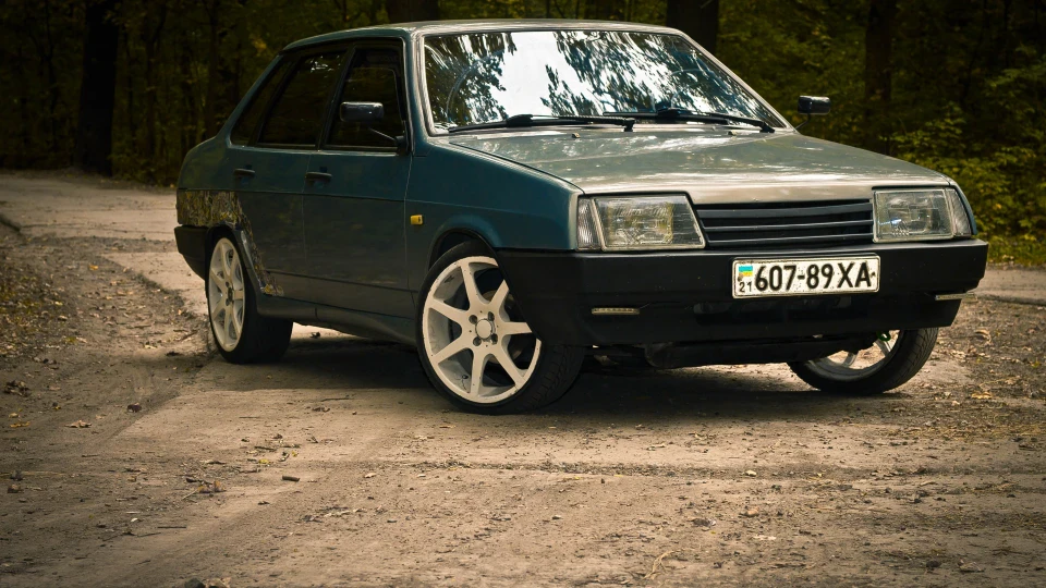 Lada 21099 5