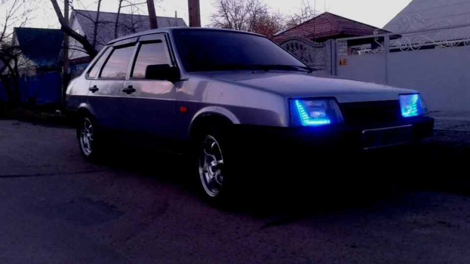 Lada 21099 5