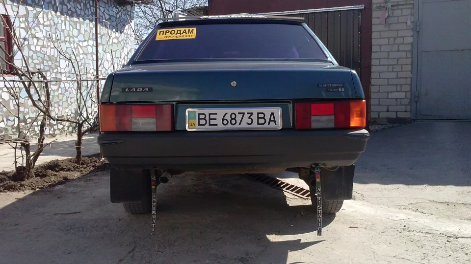 Lada 21099 2