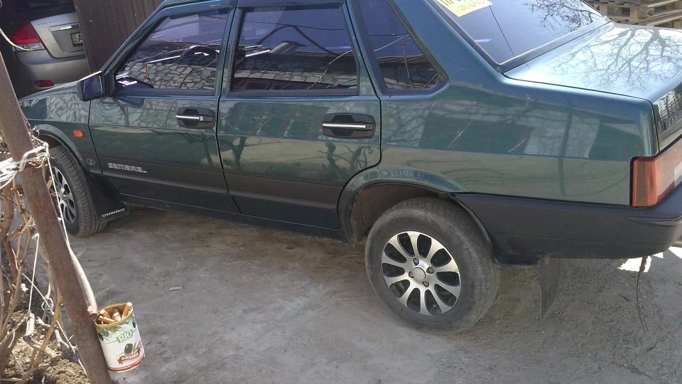 Lada 21099 3
