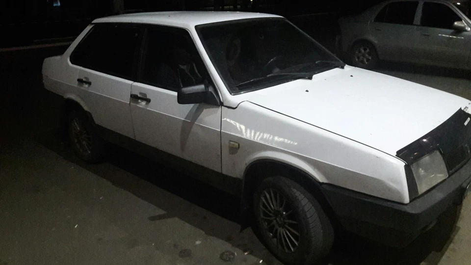 Lada 21099 2
