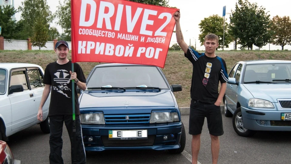 Lada 21099 4