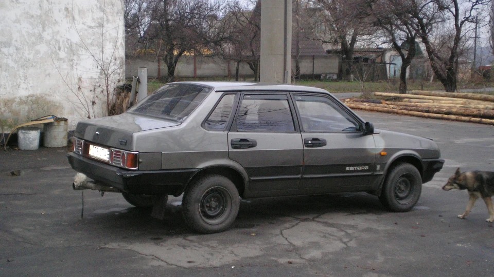 Lada 21099