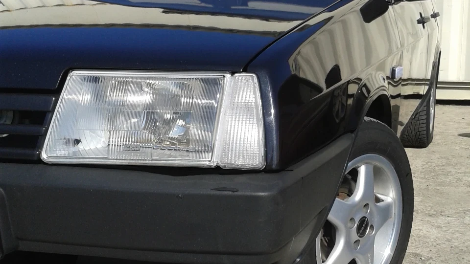 Lada 21099