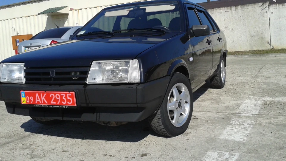 Lada 21099 3