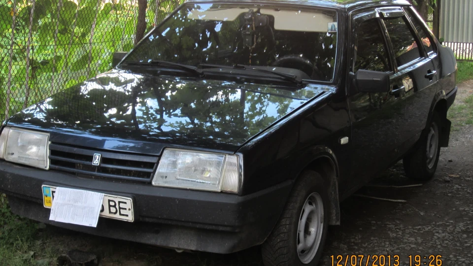 Lada 21099 2