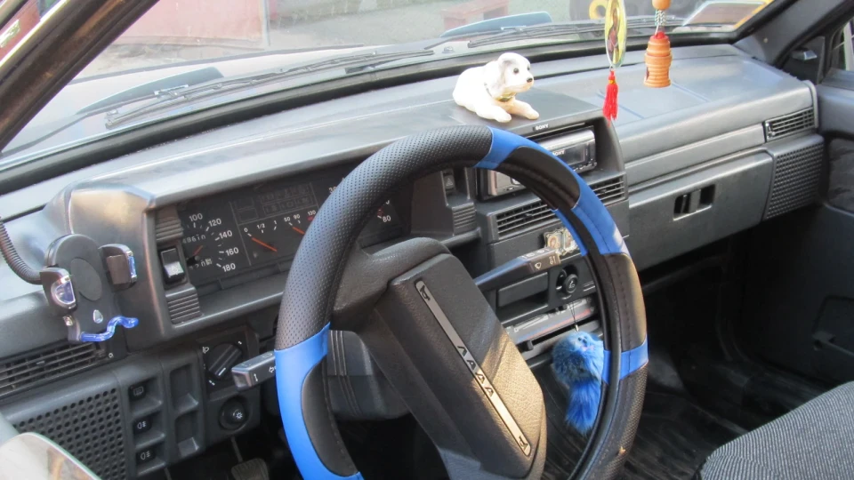 Lada 21099 3
