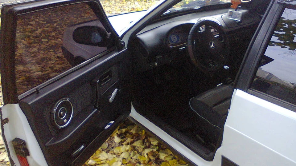 Lada 21099 3