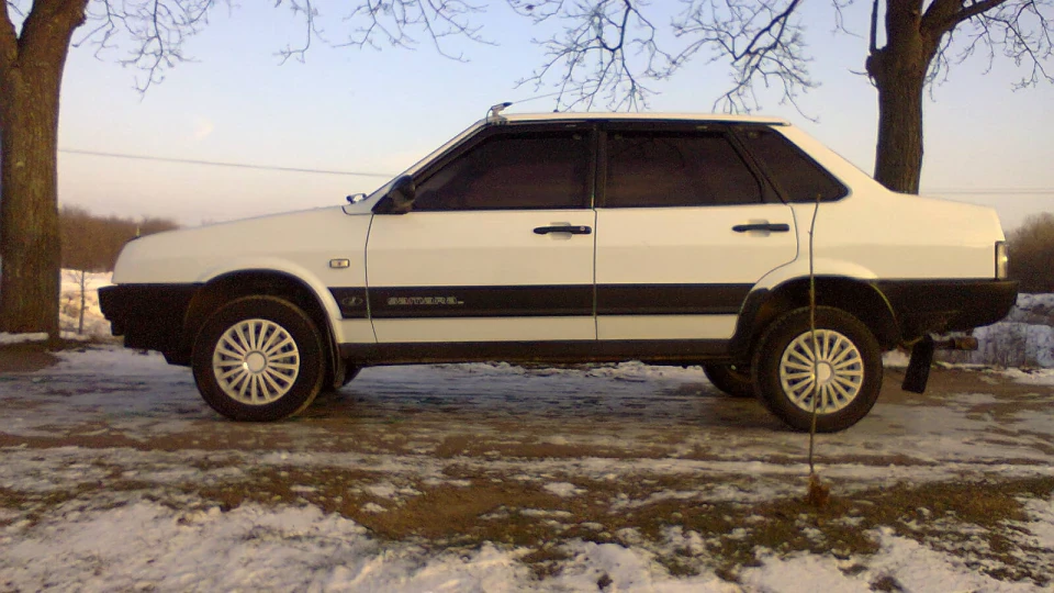 Lada 21099 5