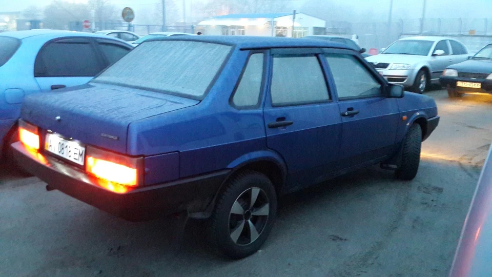 Lada 21099 3