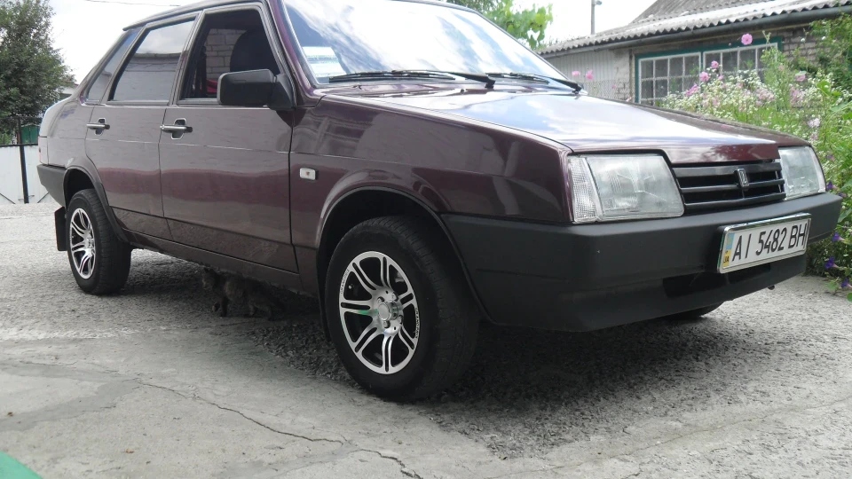 Lada 21099