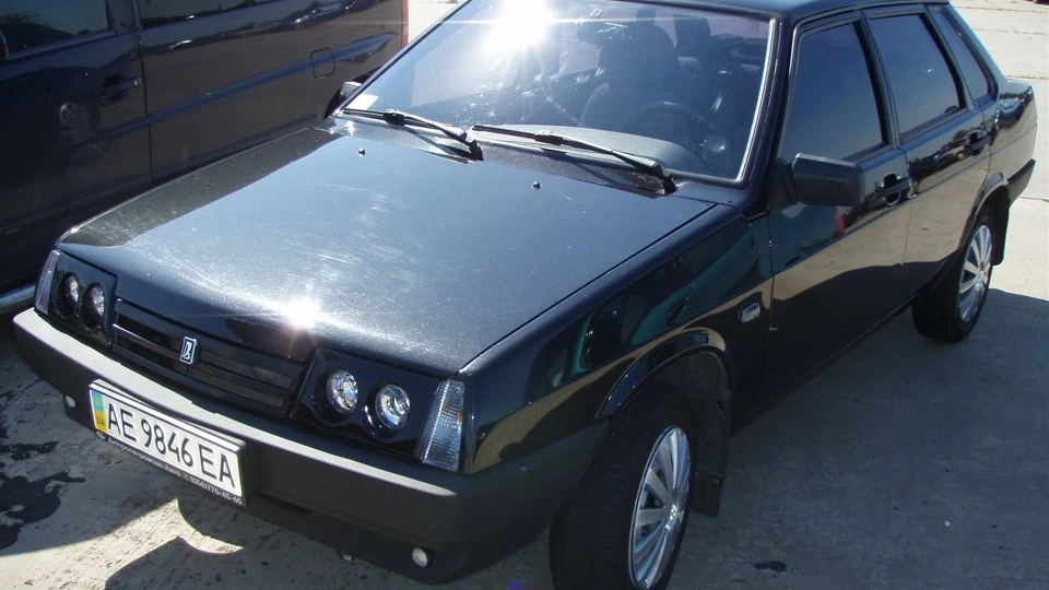 Lada 21099 3