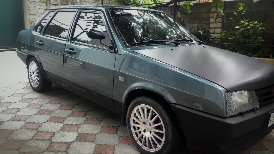 Lada 21099 3