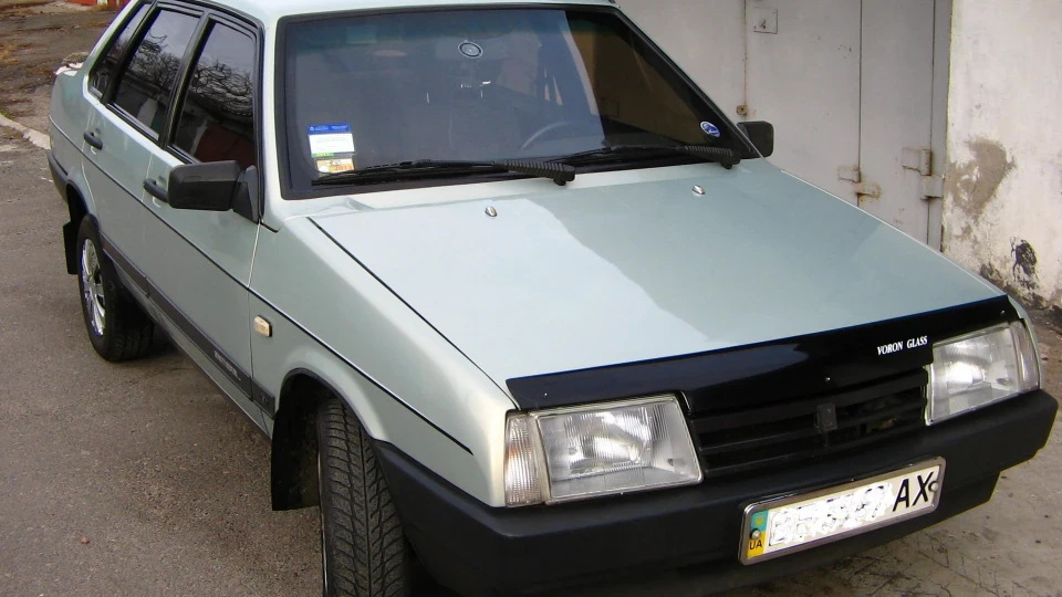 Lada 21099 2