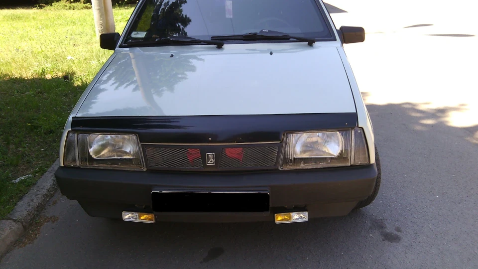 Lada 21099 4