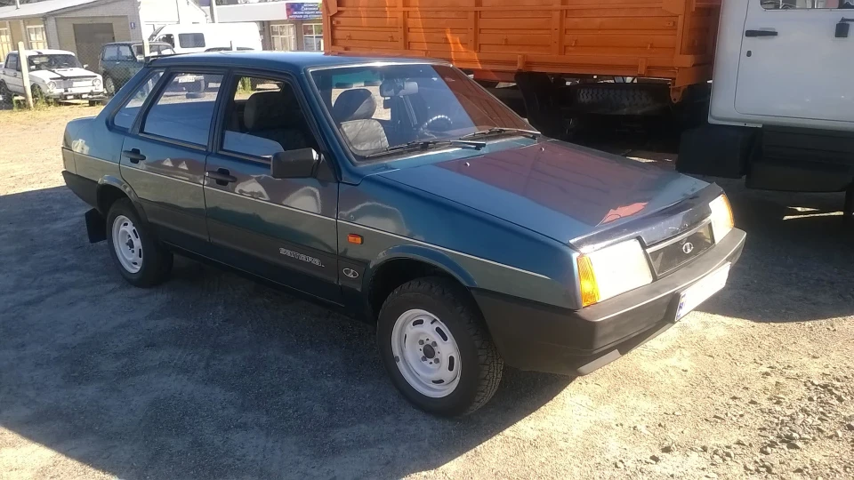 Lada 21099 3