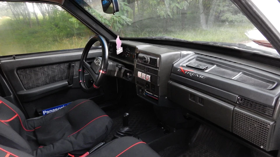 Lada 21099 3