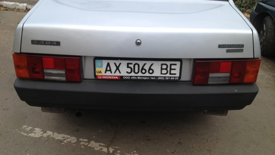 Lada 21099 2