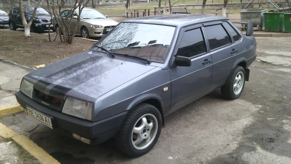 Lada 21099