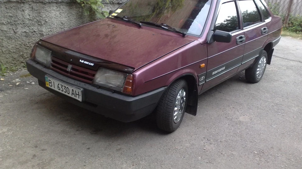 Lada 21099 2