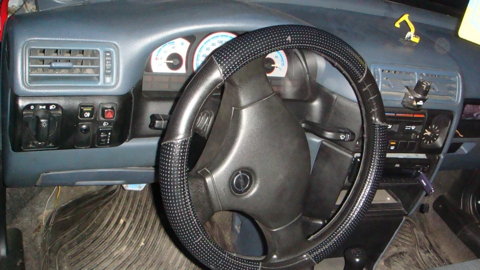 Lada 21099 4