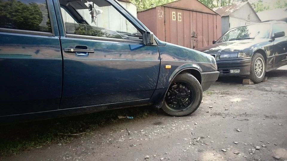 Lada 21099 3