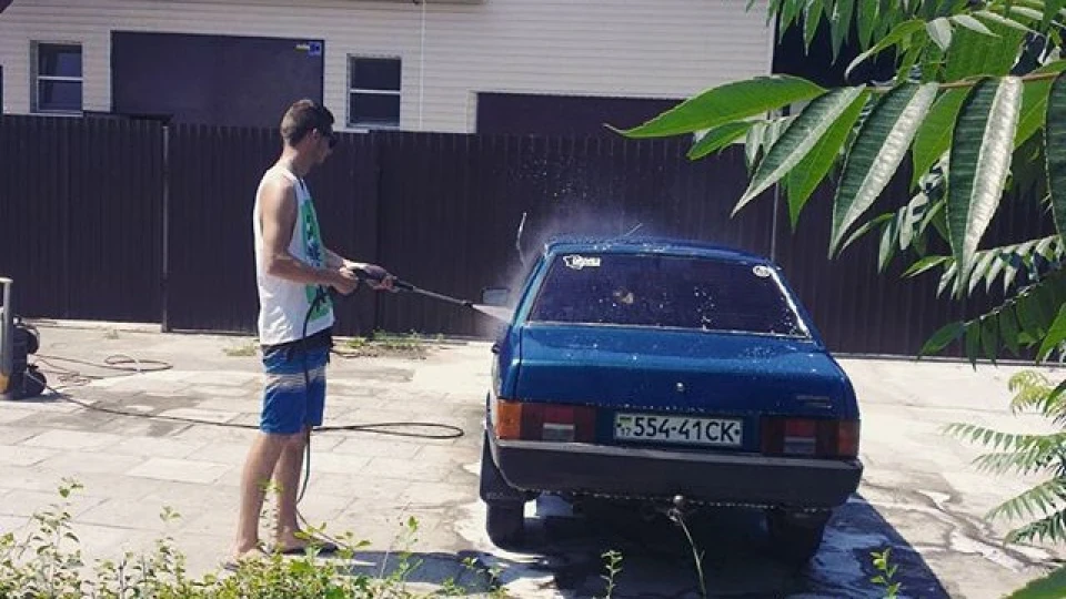 Lada 21099 2