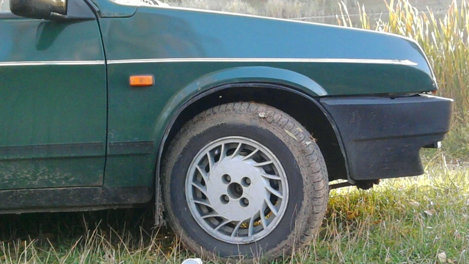 Lada 21099 2