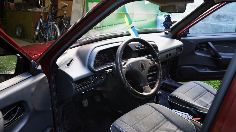 Lada 21099 3