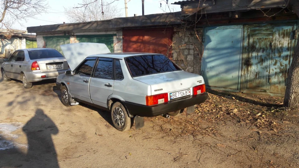Lada 21099 3