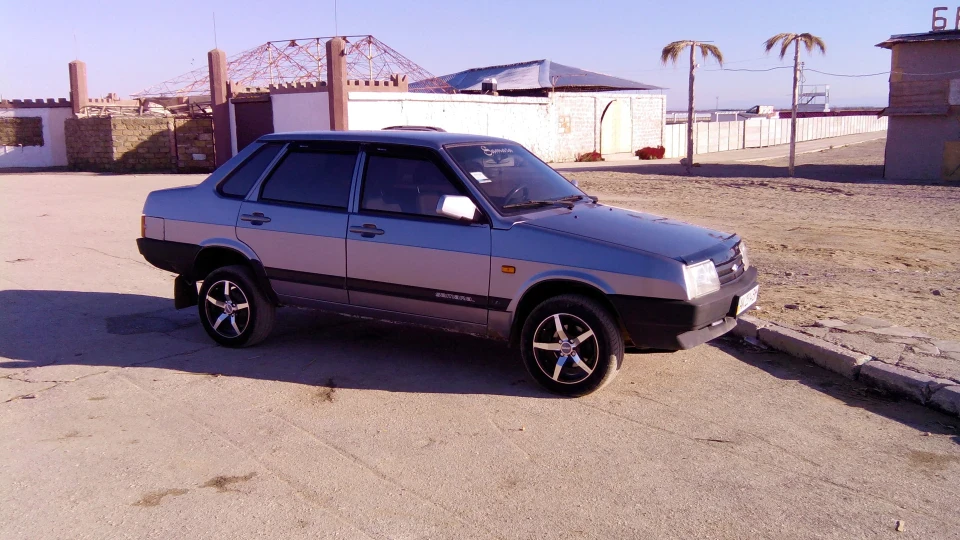 Lada 21099 3