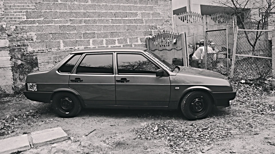 Lada 21099 5