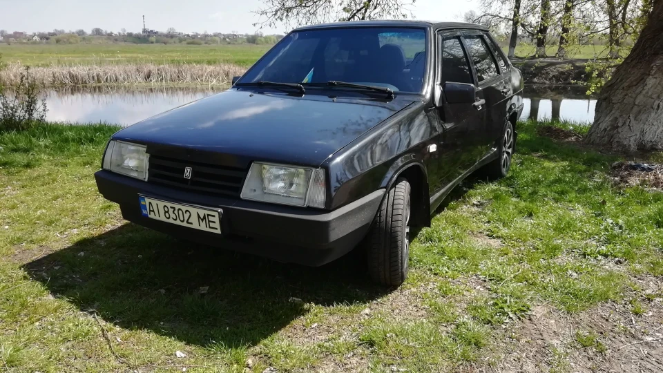 Lada 21099 1,6 Black Bee 2