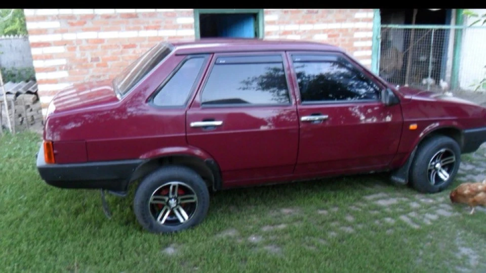 Lada 21099 180 гранат 4